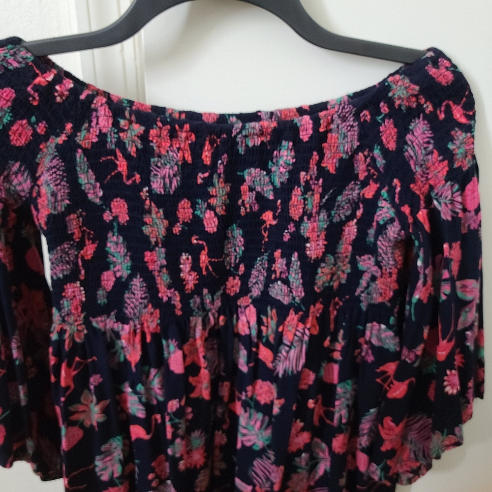 Fall woman top